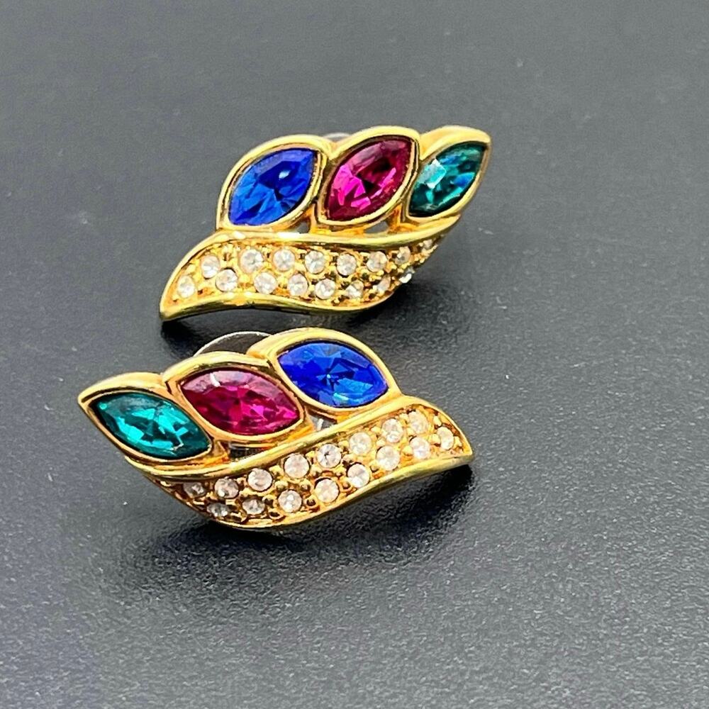 Swarovski SAL Gold Tone‎ Leaf Pave
Rhinestone Marquise Multicolor
Post Earrings
